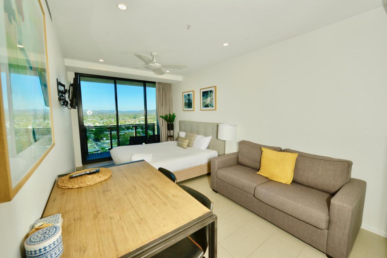 Iconic Kirra Beach Resort Голд-Кост Экстерьер фото