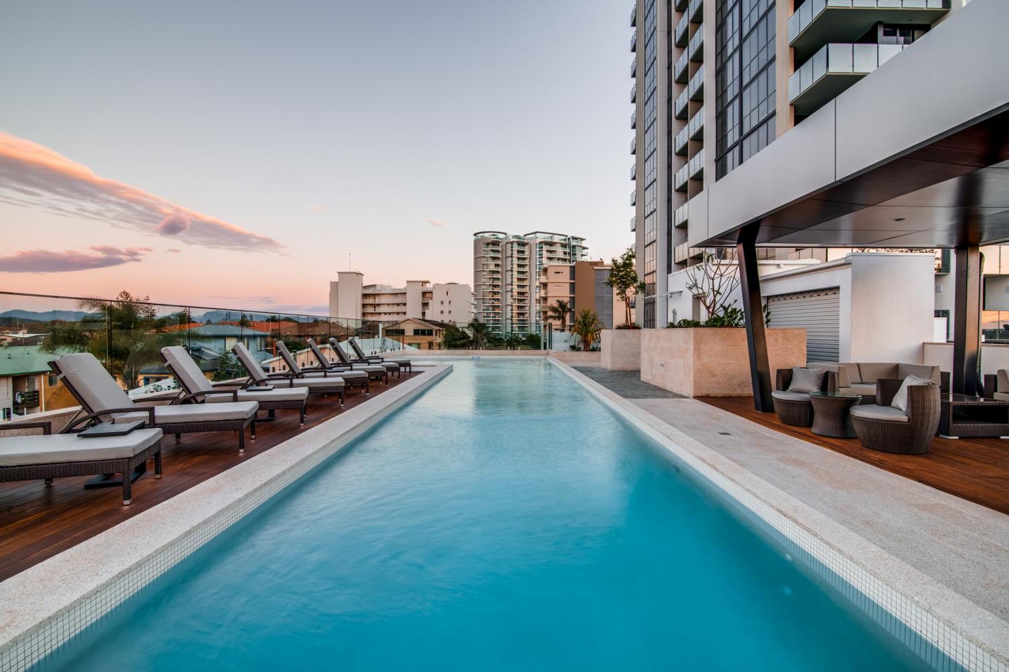Iconic Kirra Beach Resort Голд-Кост Экстерьер фото